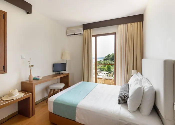 Hotel Blue Bay Halkidiki - Adults Only Áfitos